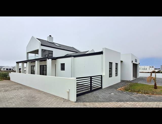 4 BEDROOM HOUSE FOR SALE IN ATLANTIC SANDS PRIVATE ESTATE